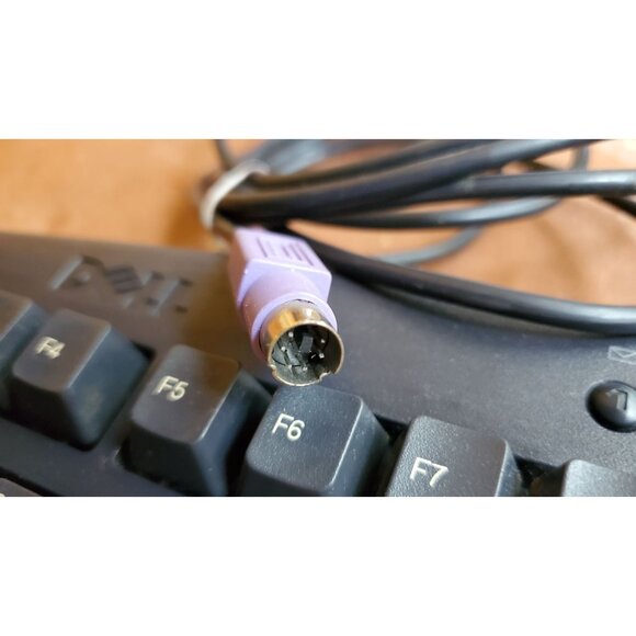 Dell SK-8100 Wired PS/2 Keyboard For Office & Home Use some distress - Picture 8 of 11